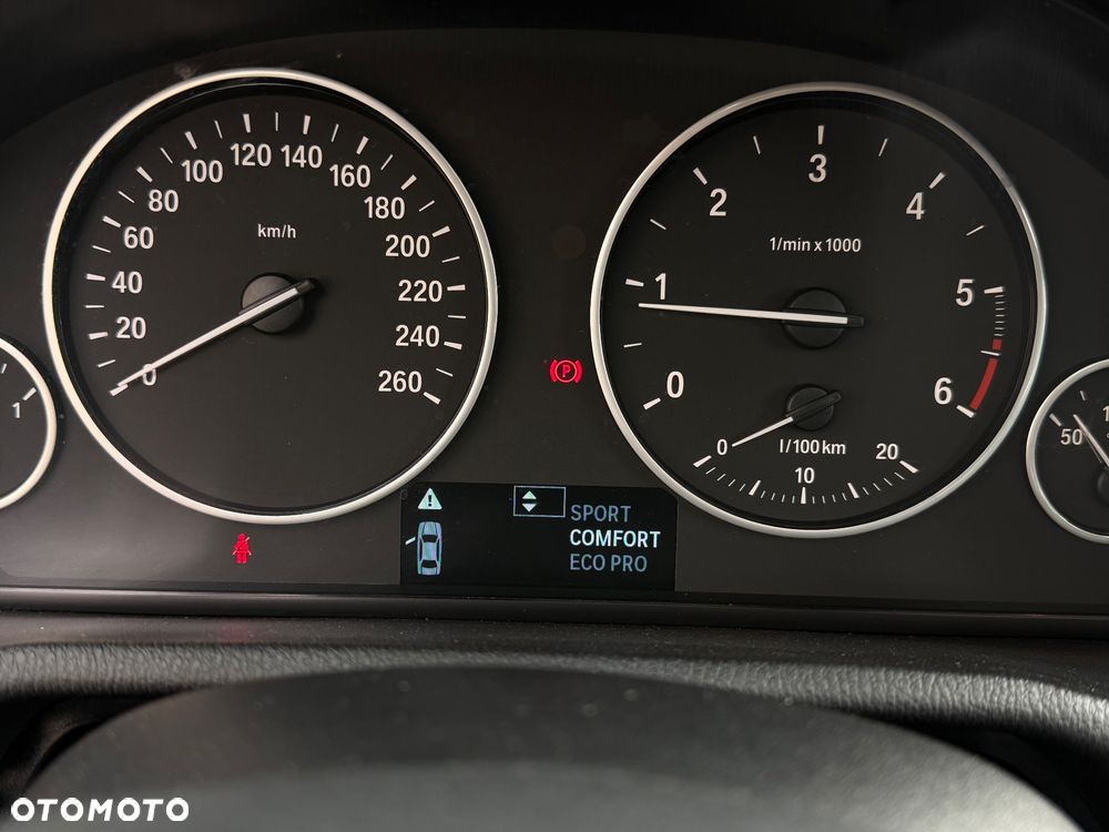 BMW X3 sDrive18d - 15