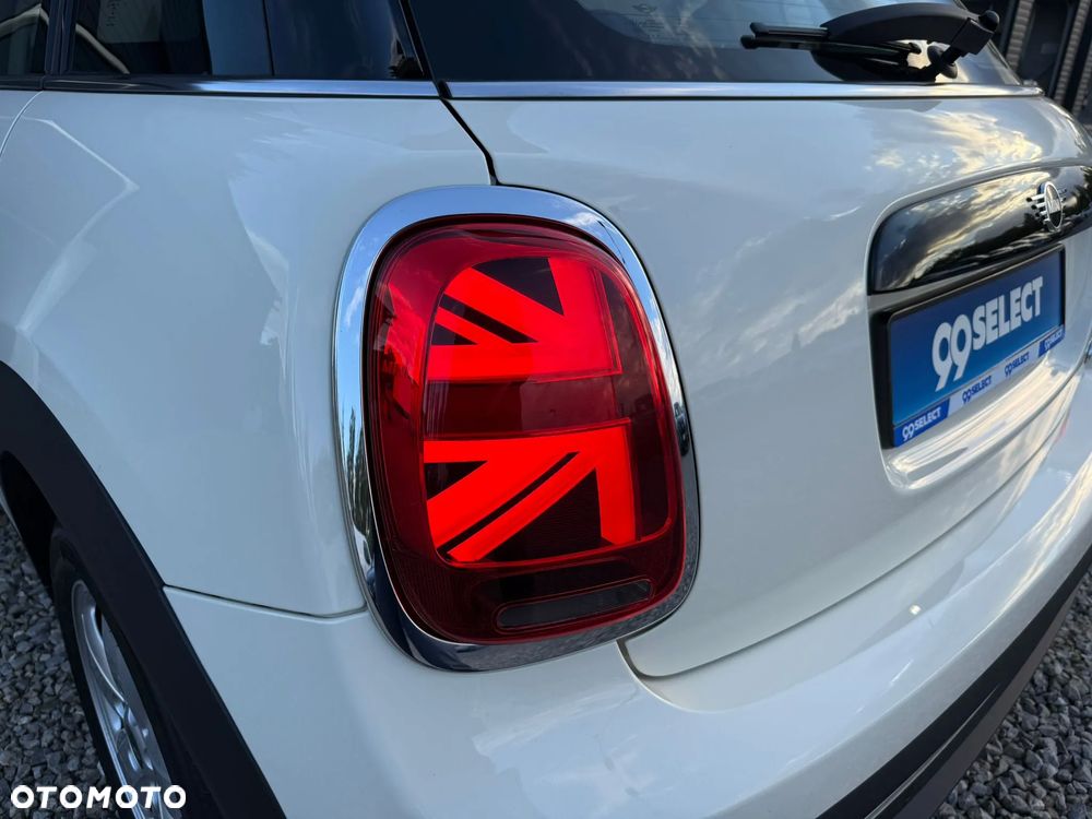 MINI Cooper Standard - 4
