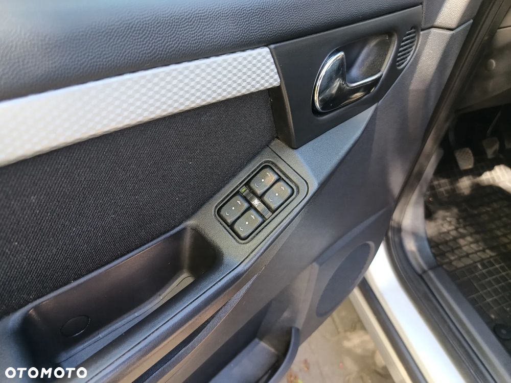 Opel Meriva - 19