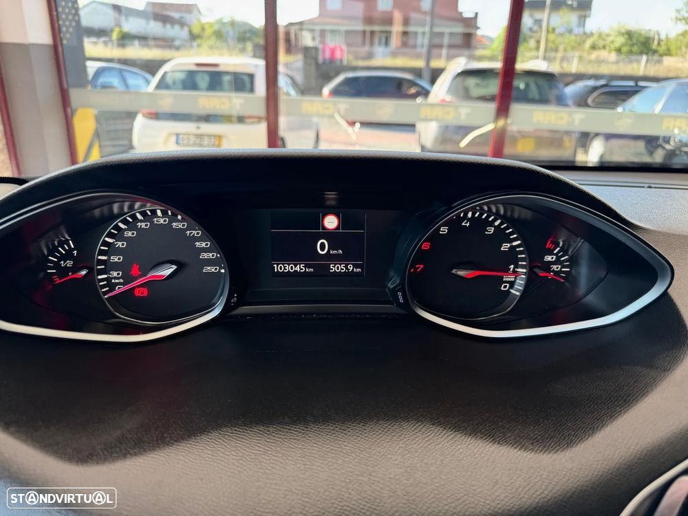 Peugeot 308 1.2 PureTech Style J17 - 14