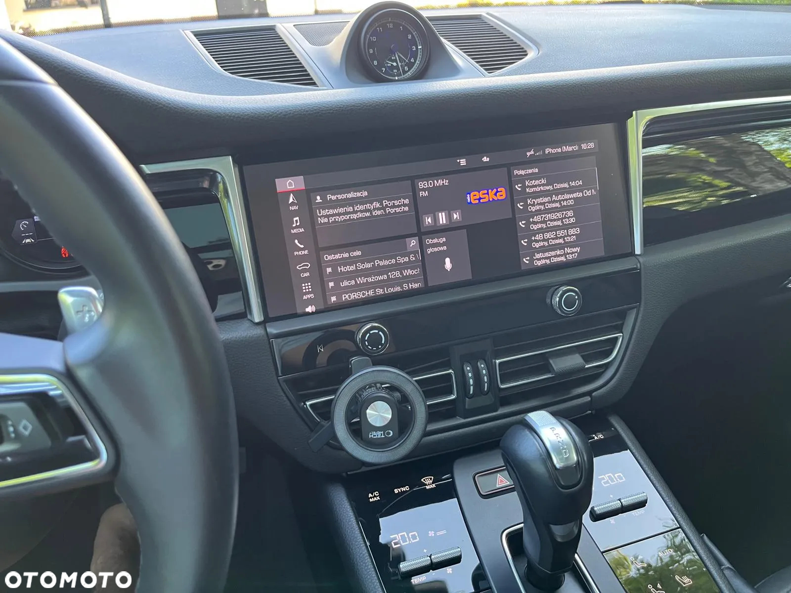 Porsche Macan - 26