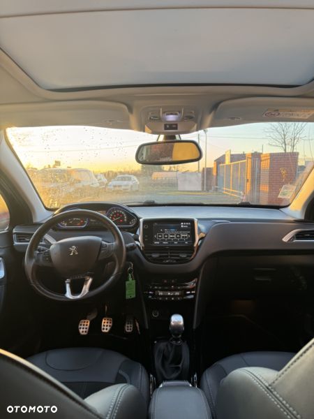 Peugeot 2008 1.6 BlueHDi Allure - 9
