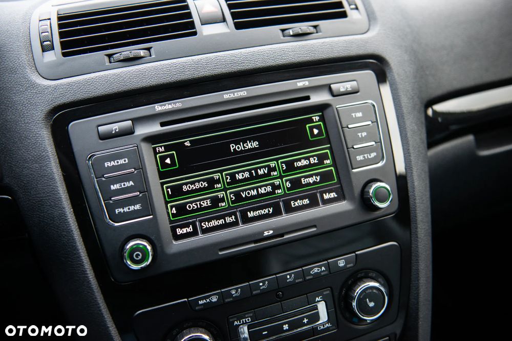 Skoda Octavia 1.8 TSI DSG Laurin & Klement - 33