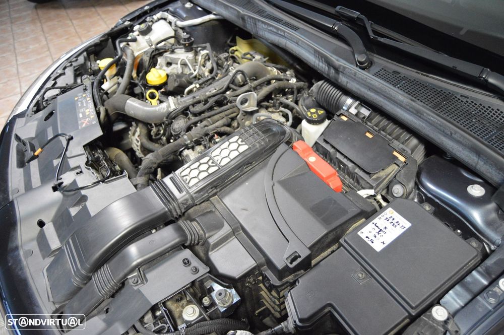 Renault Mégane 1.3 TCe Limited - 17