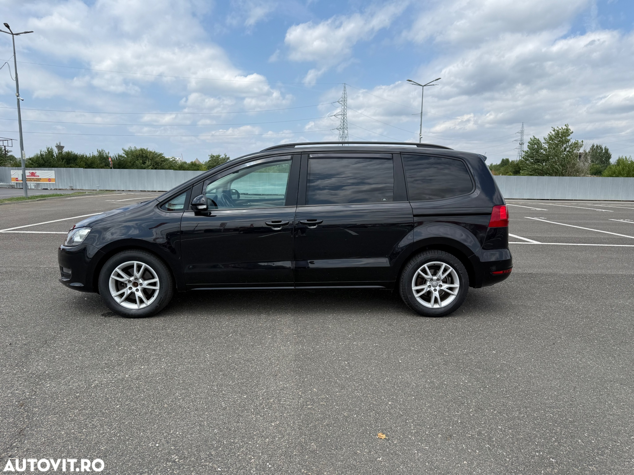 Volkswagen Sharan 2.0 TDI DSG BlueMotion Technology Comfortline - 13