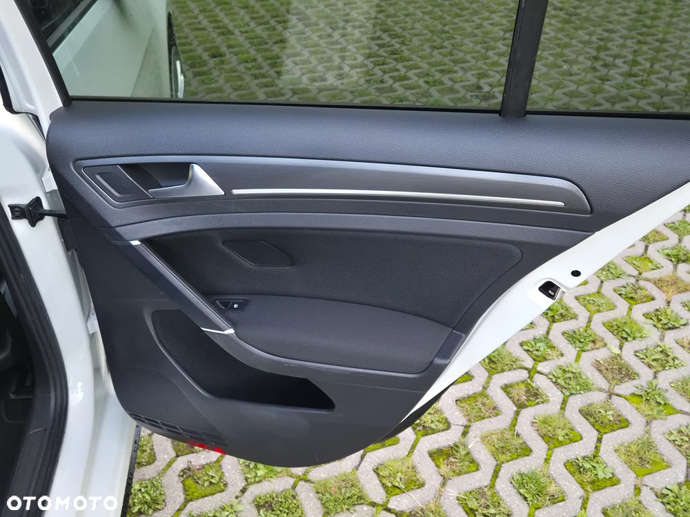 Volkswagen Golf GTD BlueMotion Technology DSG - 9