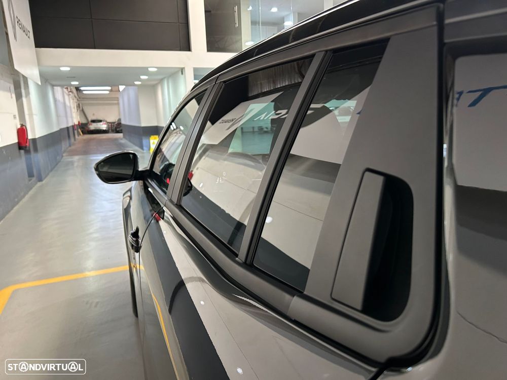 Jeep Avenger 1.2 GSE T3 Altitude - 13