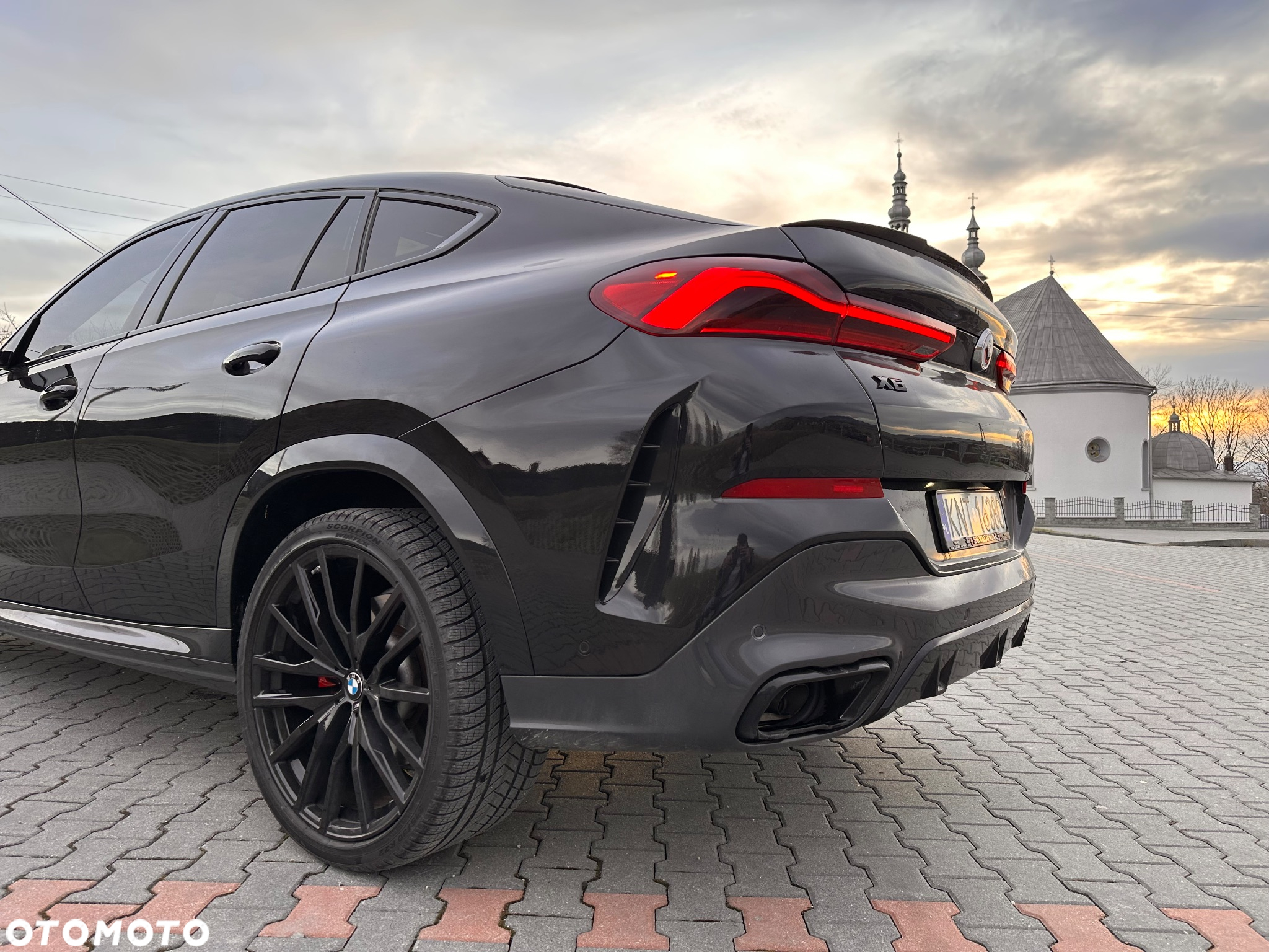 BMW X6 M50i - 20