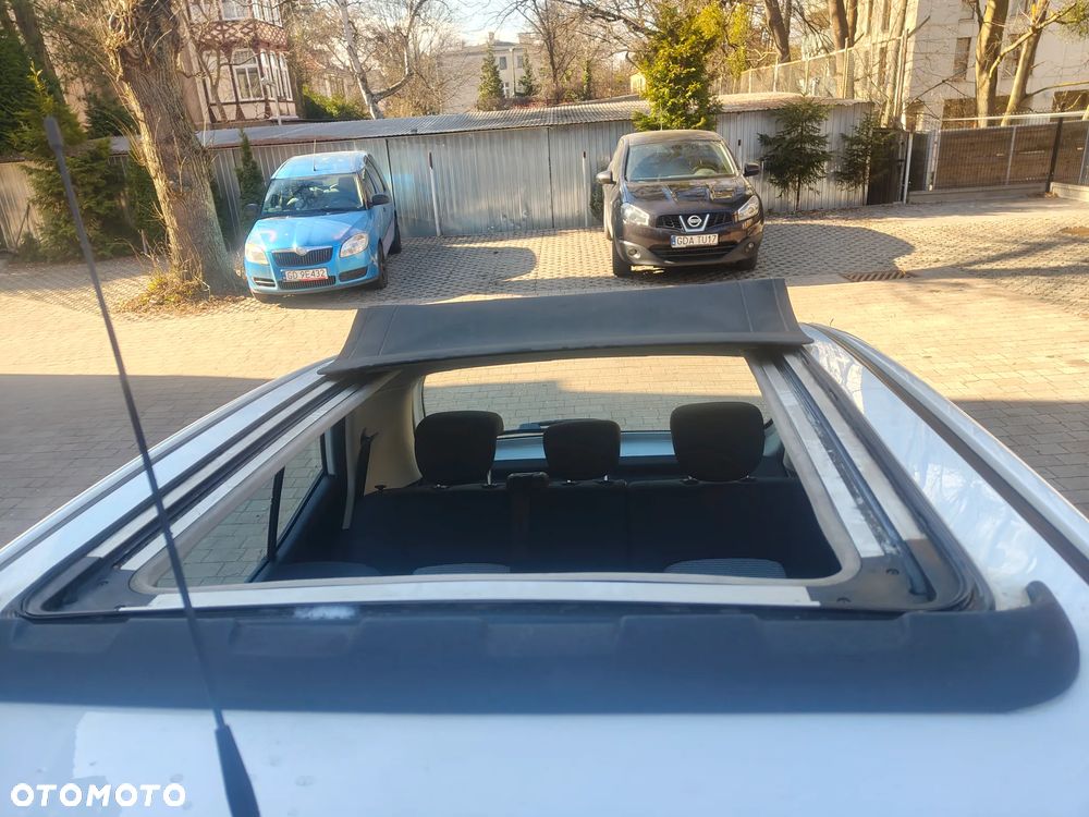 Hyundai i10 1.1 CRDi Comfort - 8