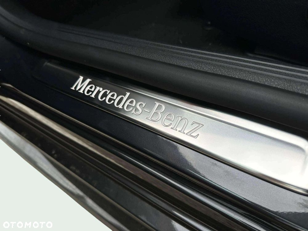 Mercedes-Benz Klasa C - 32