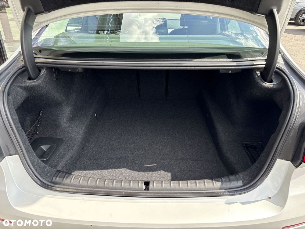 BMW Seria 5 - 17