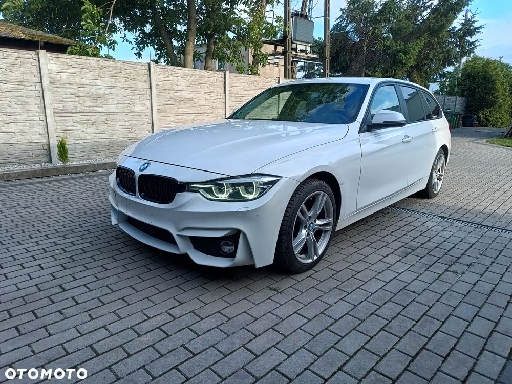 BMW Seria 3 325d M Sport - 1