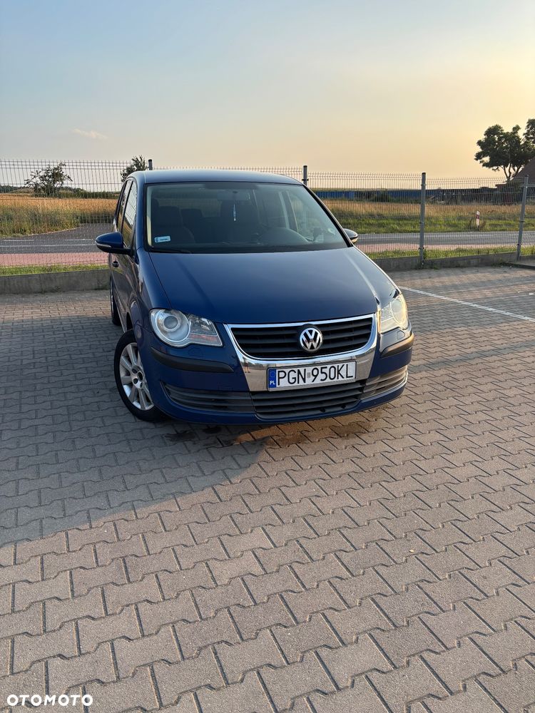 Volkswagen Touran 1.9 TDI DSG - 2