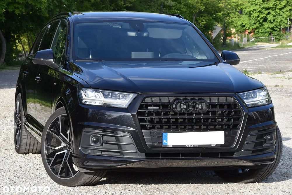 Audi Q7 - 1