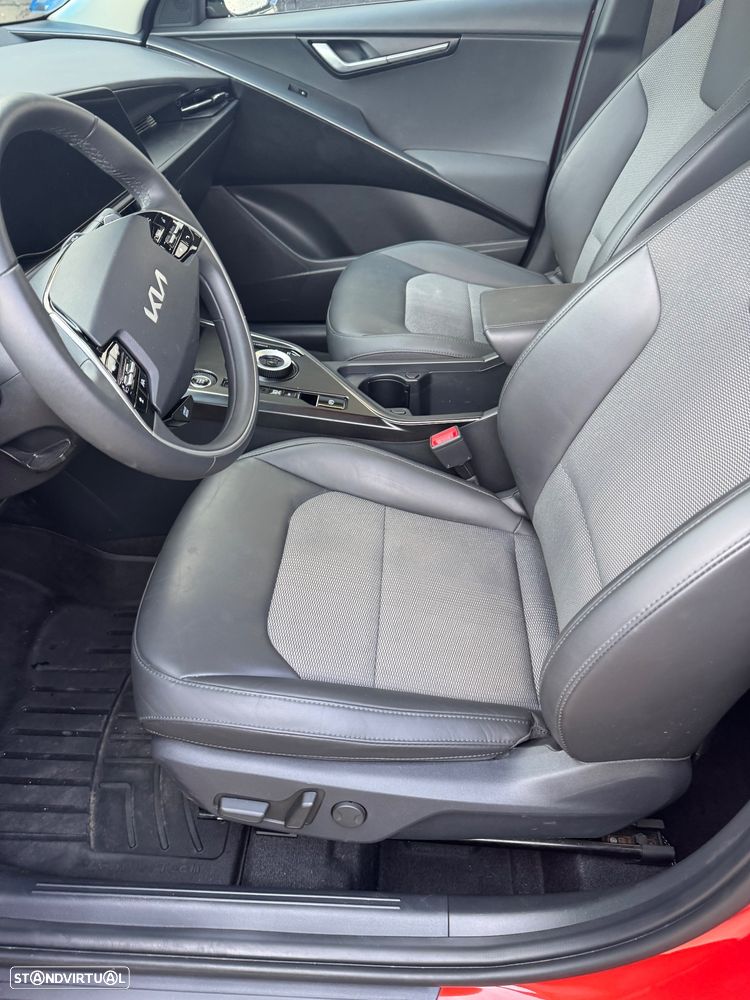 Kia Niro - 12