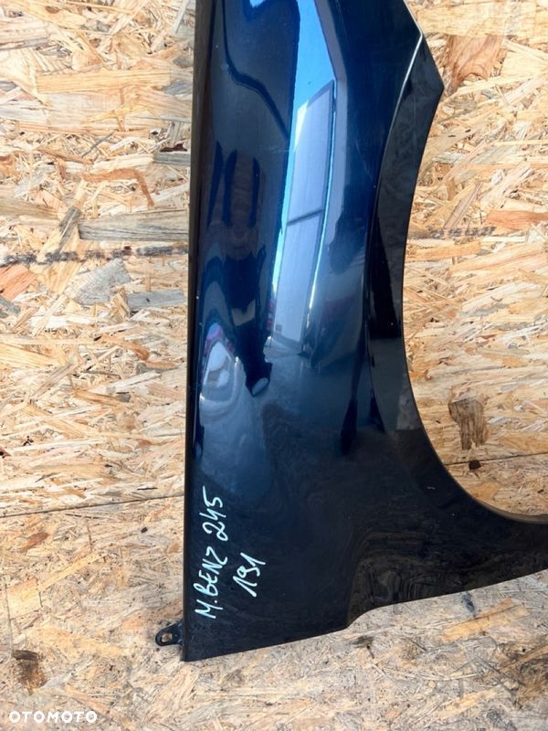 BŁOTNIK prawy MERCEDES B-KLASA W245 LIFT Kod lakieru: 191 - 5