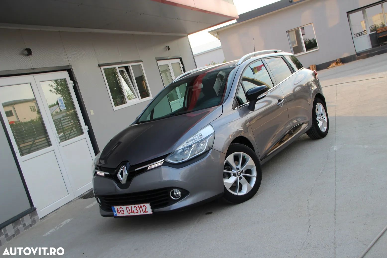 Renault Clio Grandtour Energy TCe 90 Start & Stop Intens - 1