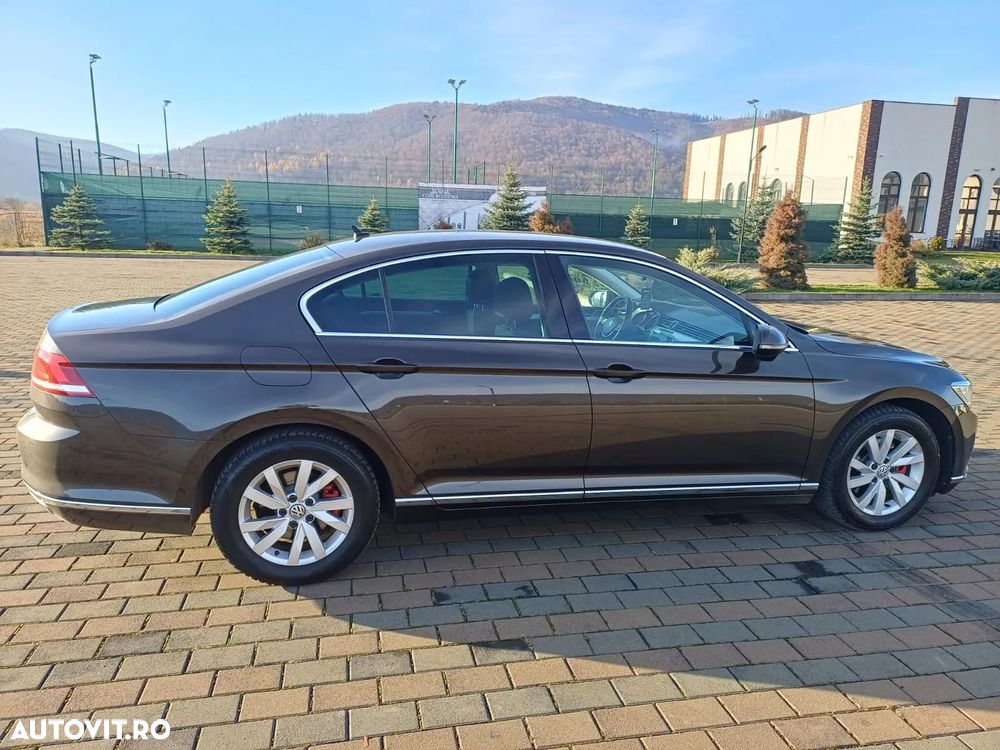 Volkswagen Passat - 2