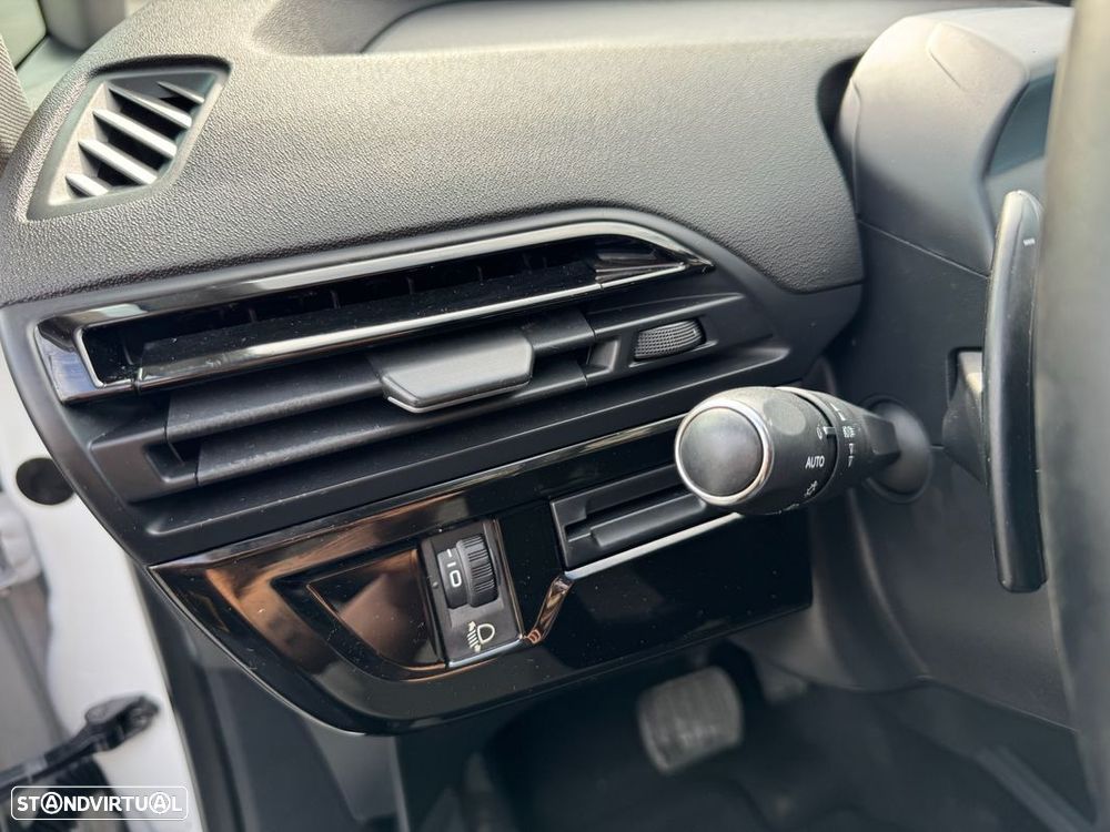 Citroën Grand C4 Spacetourer - 17