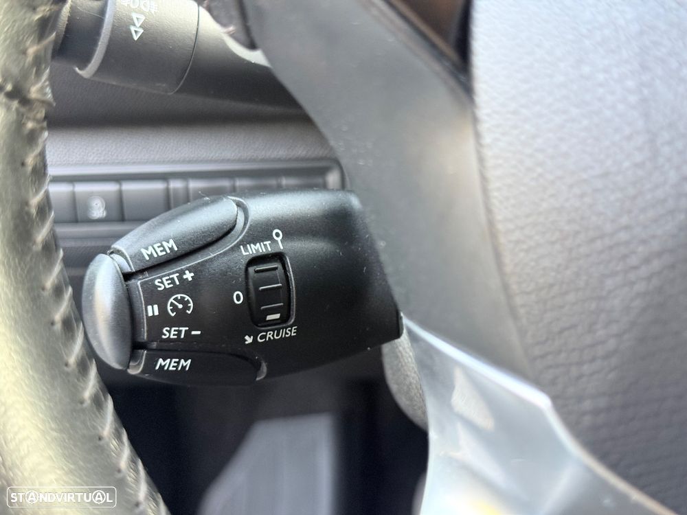 Peugeot 308 SW 1.5 BlueHDi Style - 21
