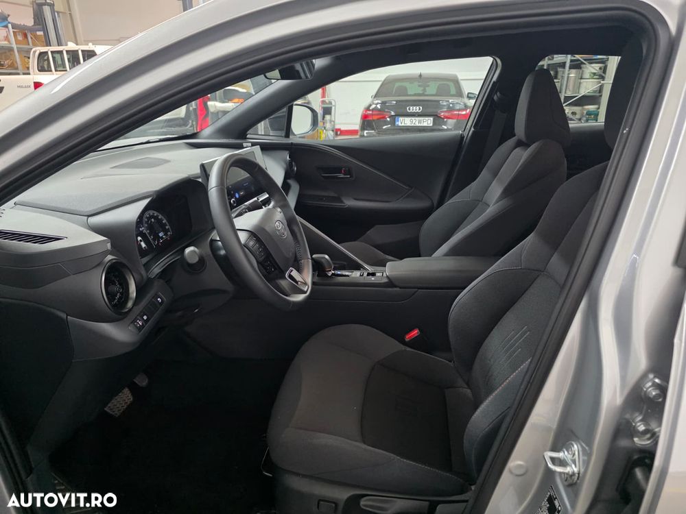 Toyota C-HR 1.8 HEV 140 CP 4x2 CVT Dynamic - 10