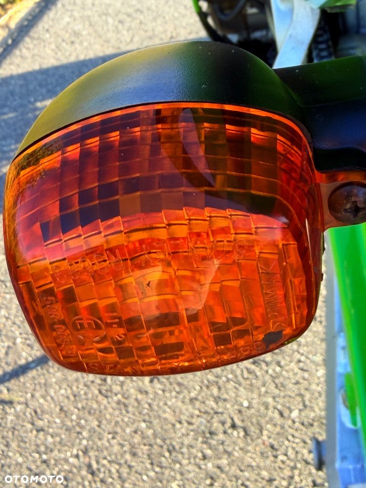 Kawasaki ZXR - 12