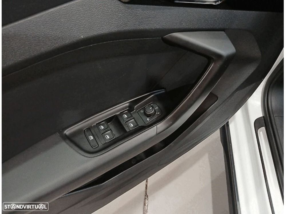 Audi A1 Citycarver 30 TFSI S tronic — fotografia 13