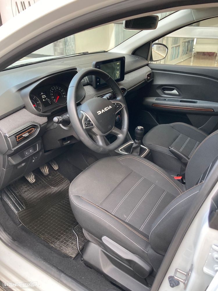 Dacia Sandero ver-1-0-eco--g-expression-bi--fuel - 9