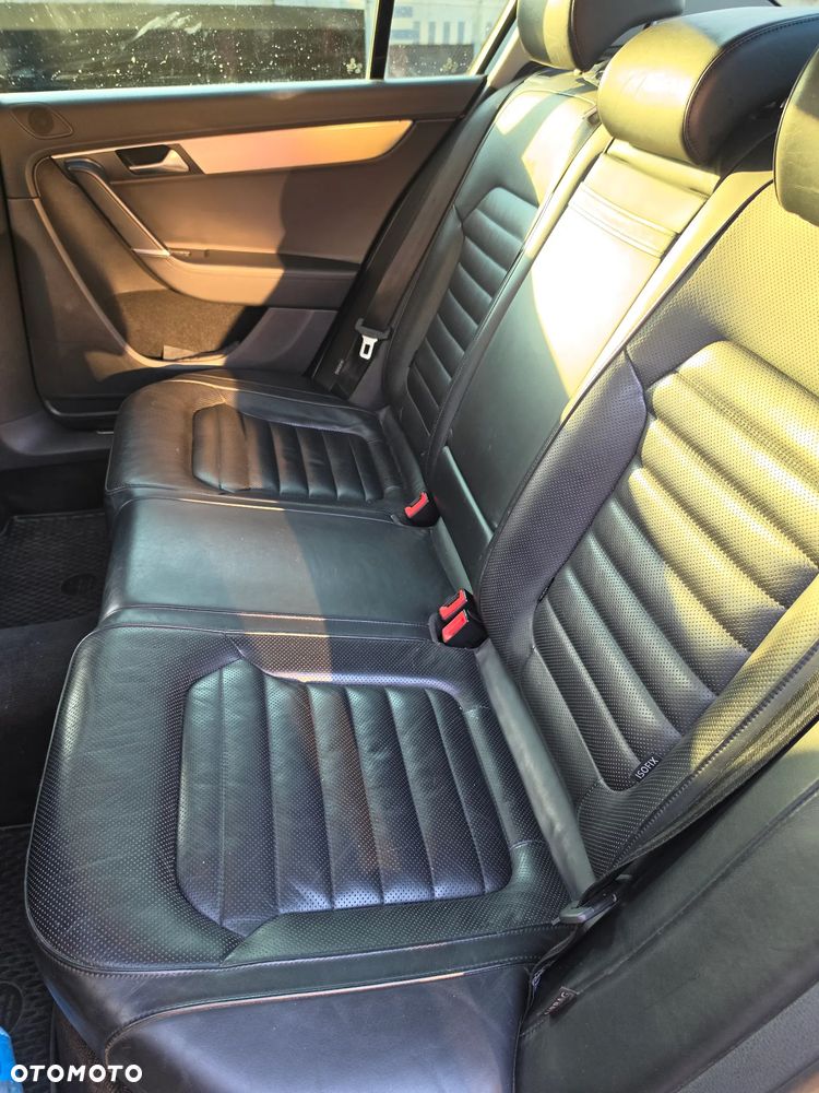 Volkswagen Passat 2.0 TDI Highline DSG - 8