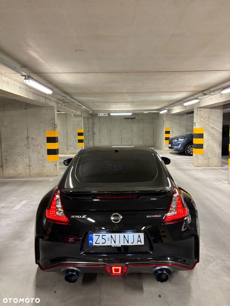 Nissan 370 Z - 10