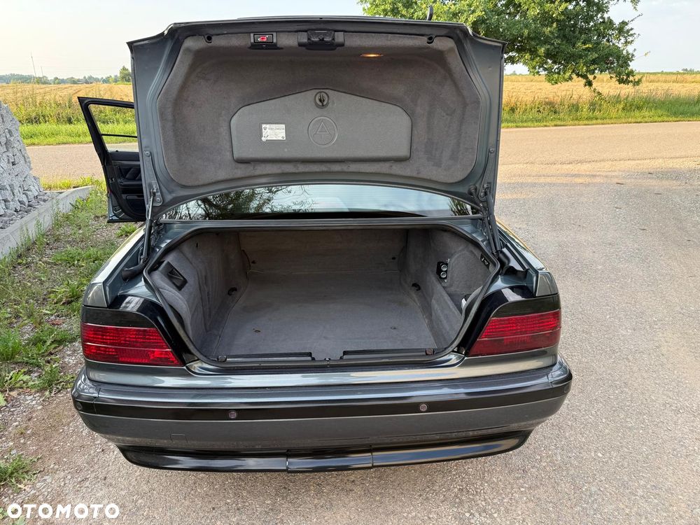 BMW Seria 7 730d - 17