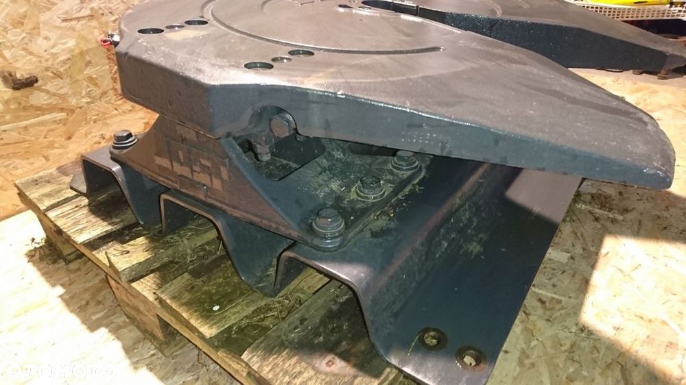 SIODŁO JOST JSK 37C 185MM PŁYTA 100MM IVECO 280MM - 2