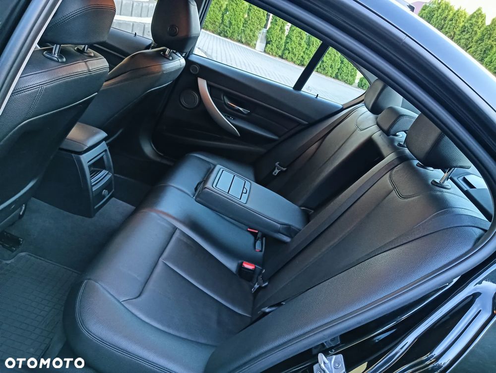 BMW Seria 3 - 19