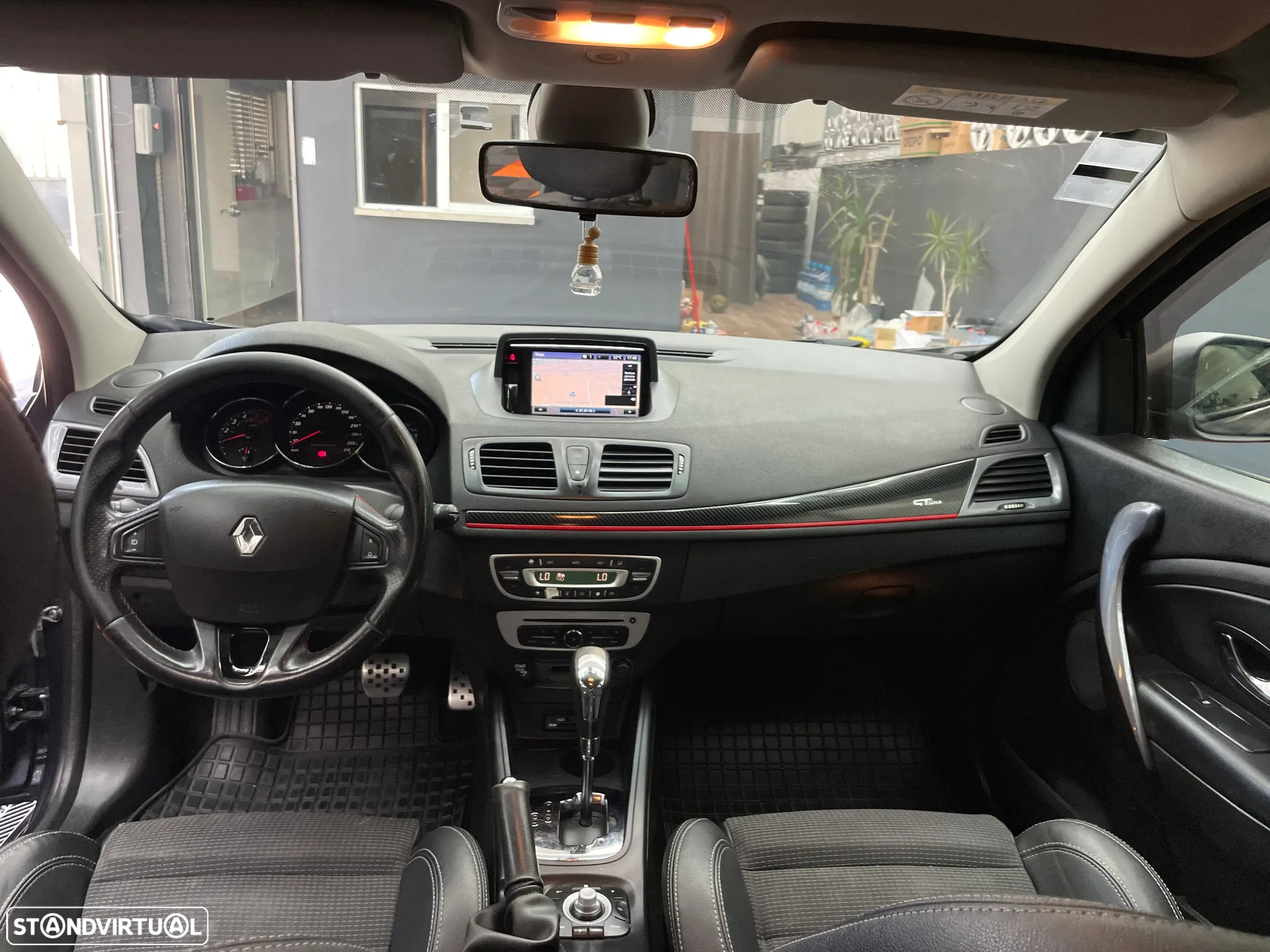 Renault Mégane 1.5 dCi Bose Edition EDC - 7