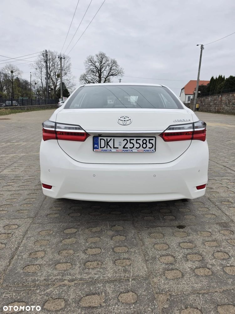 Toyota Corolla 1.6 Prestige MS - 5