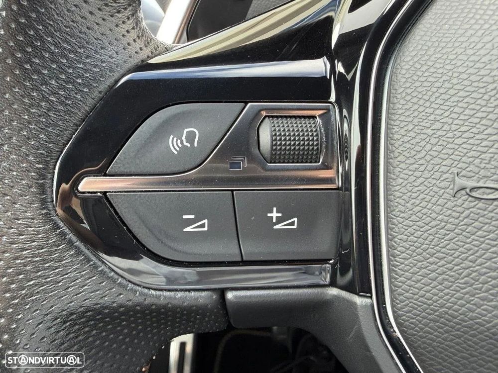 Peugeot 5008 2.0 BlueHDi GT EAT8 - 34