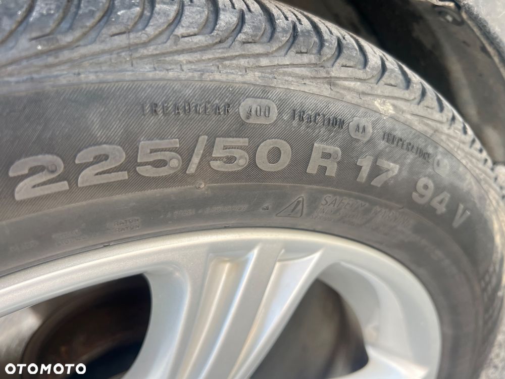 BMW Seria 3 320i xDrive - 13