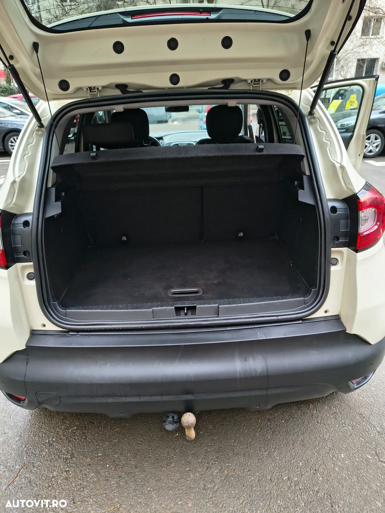 Renault Captur - 16