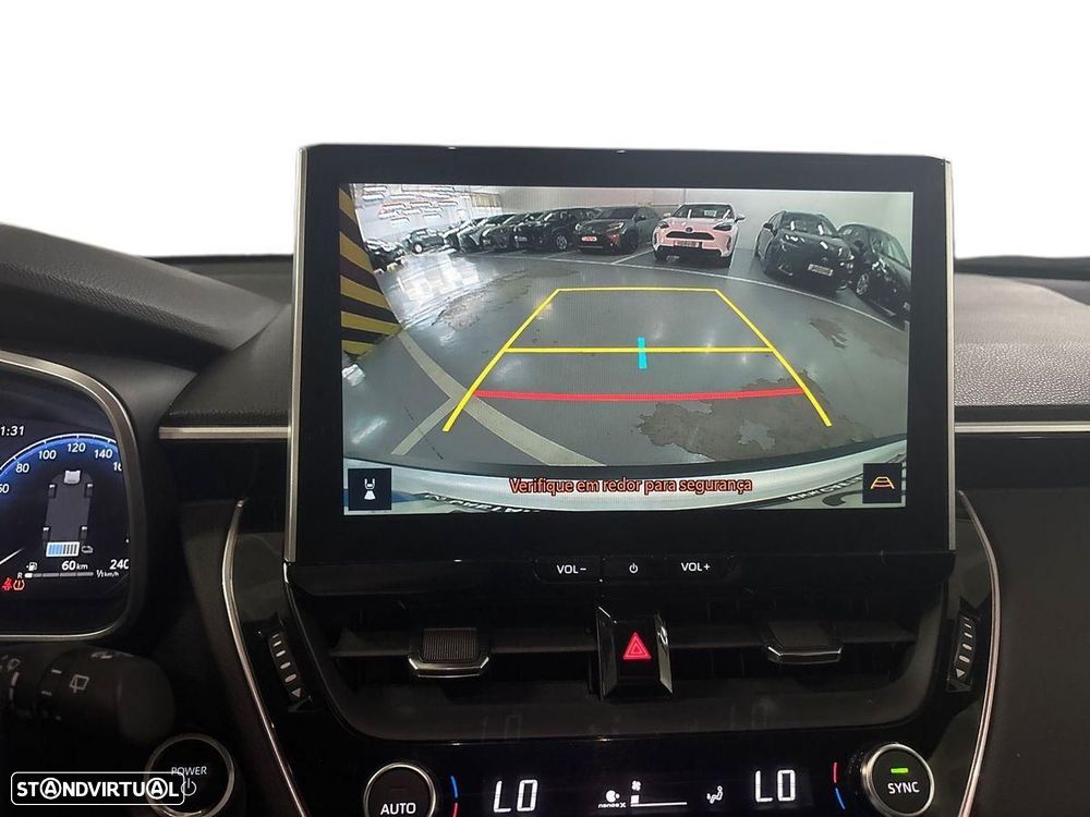 Toyota Corolla Cross 2.0 Hybrid Luxury - 20