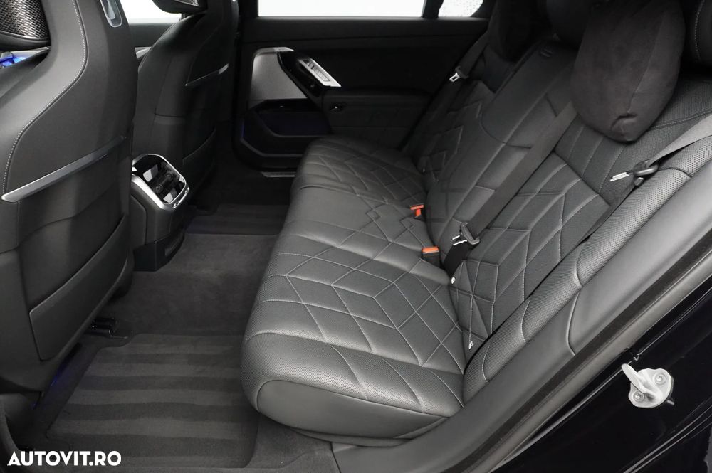 BMW Seria 7 740d xDrive - 11