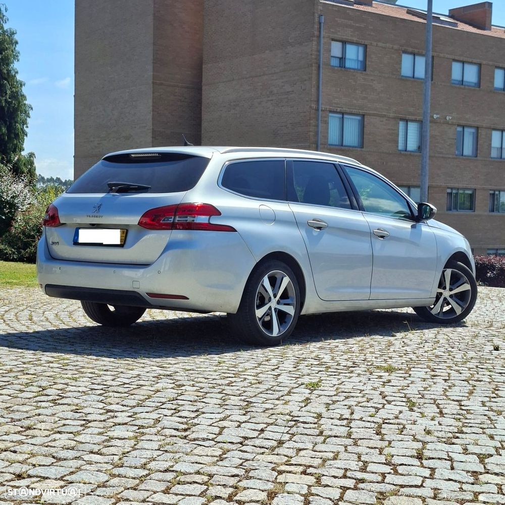 Peugeot 308 SW 1.2 PureTech Style - 4