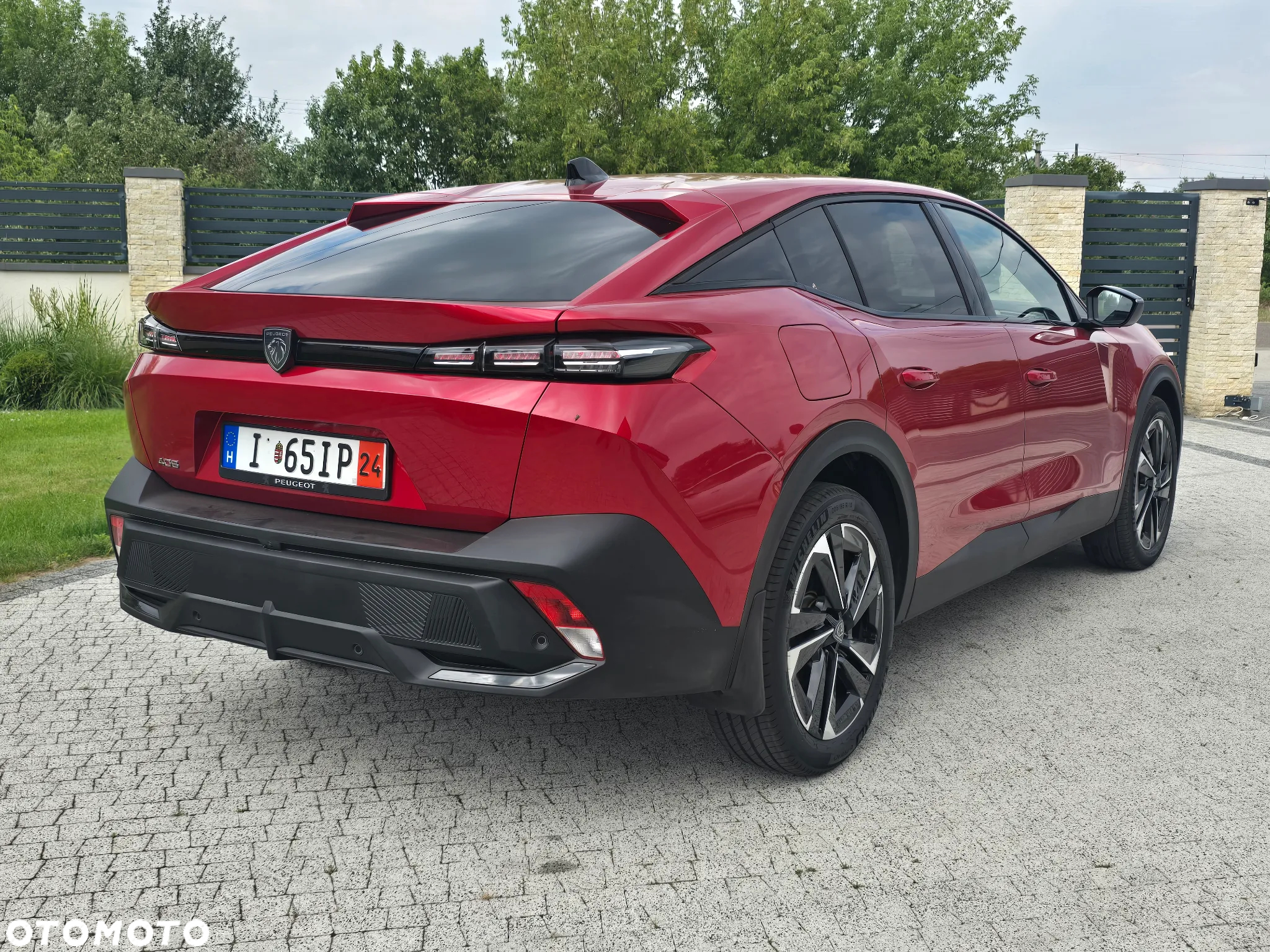 Peugeot 408 1.2 PureTech Allure S&S EAT8 - 10