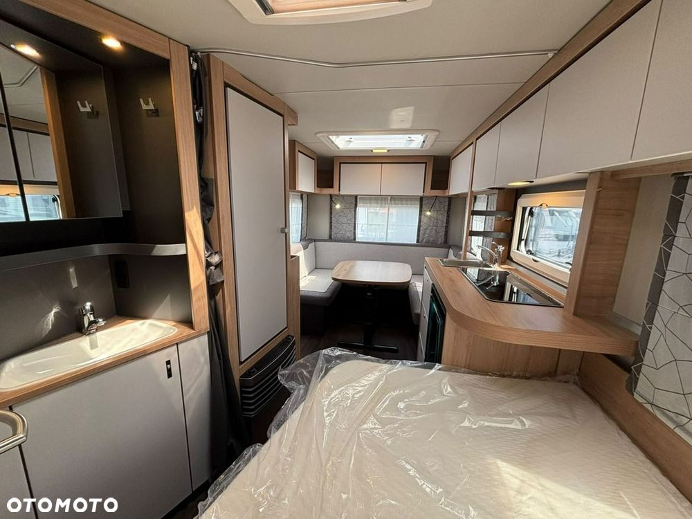 KNAUS Sport 450 FU - z łóżkiem francuskim! DMC 1400 KG - 10