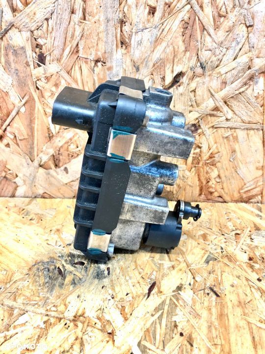 NASTAWNIK TURBO BMW E90 E91 730314 6NW009228 330D - 2