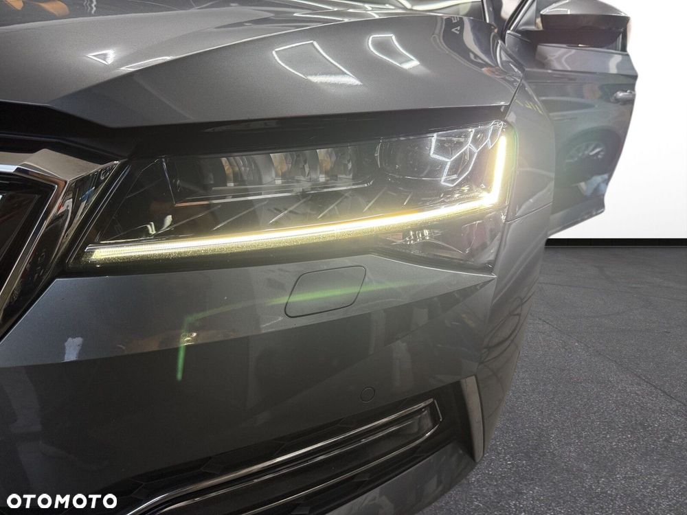 Skoda Superb 1.4 TSI Plug-In Hybrid L&K DSG - 41
