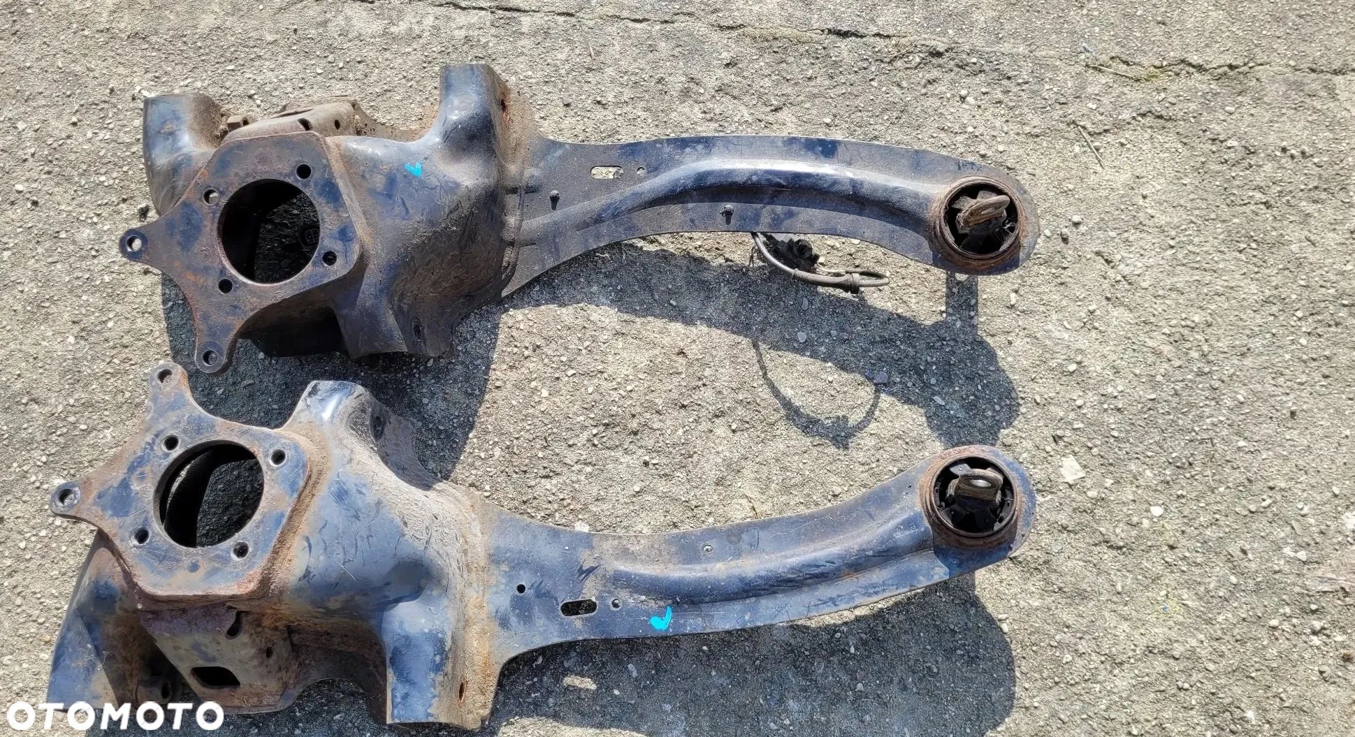 Wahacz wzdłużny prawy lewy tył Ford Focus C-Max Mk1 2006r - 1