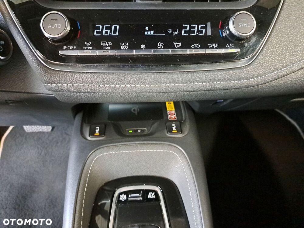 Toyota Corolla 1.8 Hybrid Style - 27