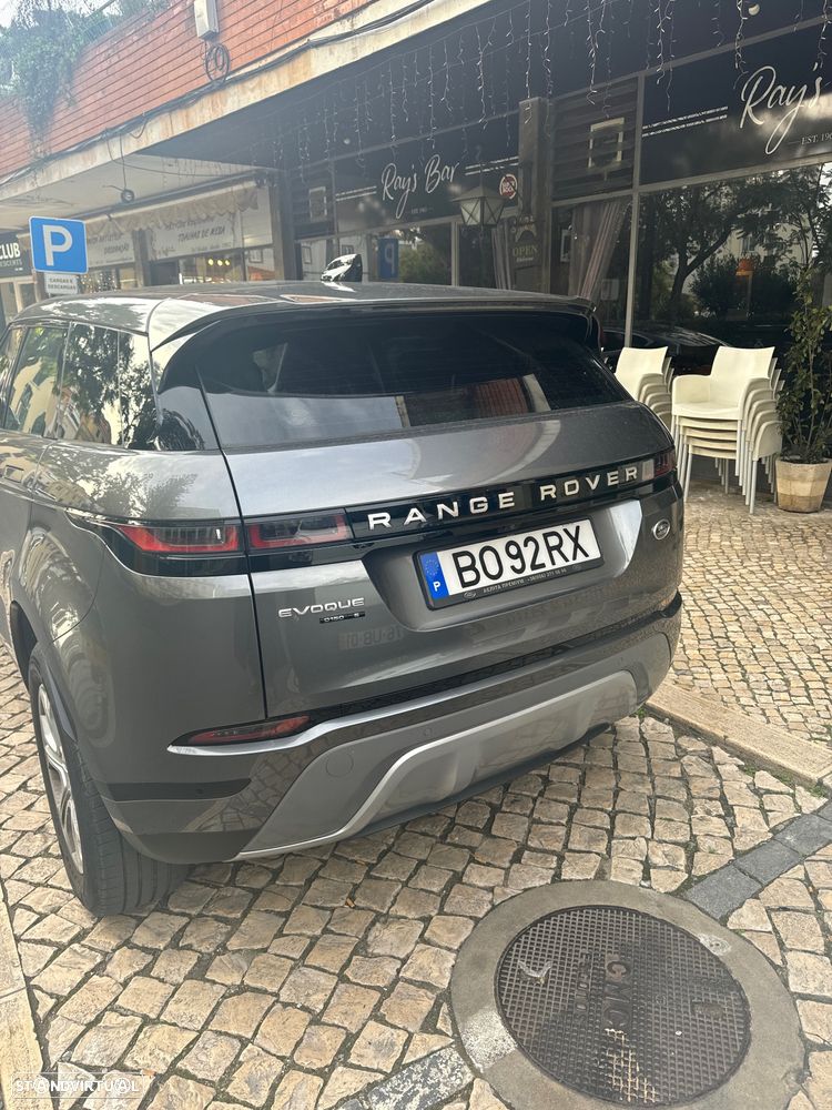 Land Rover Range Rover Evoque 2.0 D240 AWD SE Auto - 2