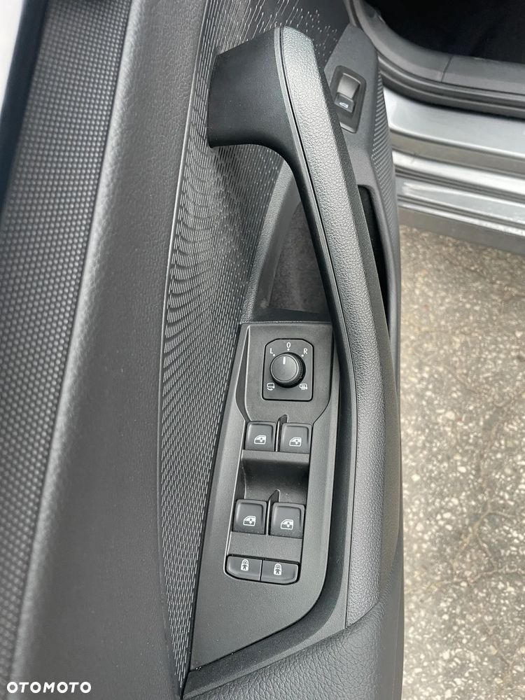 Skoda Octavia 2.0 TDI DSG Selection - 21