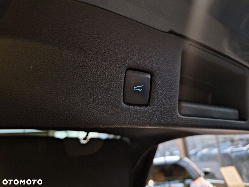 Ford Kuga 1.5 EcoBoost FWD Titanium X - 13